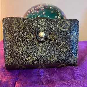🔥🔥🔥FLASH SALE🔥🔥🔥🎀Louis Vuitton Black Monogram Wallet🎀